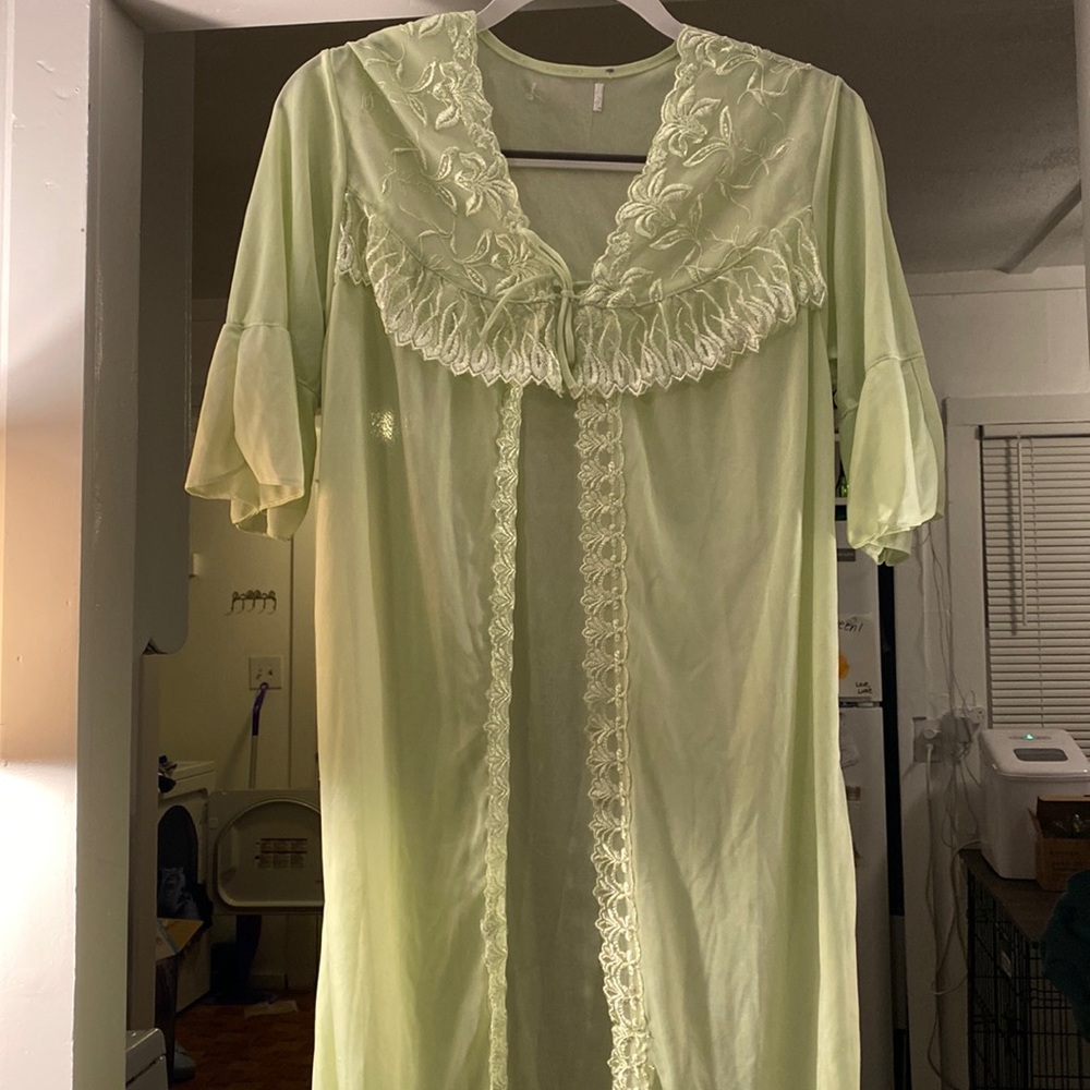 Vintage robe